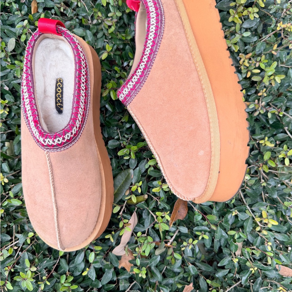 Tan suede and red Slip-On platform Women's Shoes